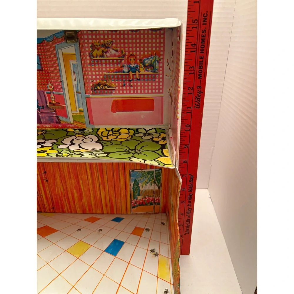 Vintage Ideal Toy Corp Vinyl Doll Case House Graphic Red Roof Blue Door